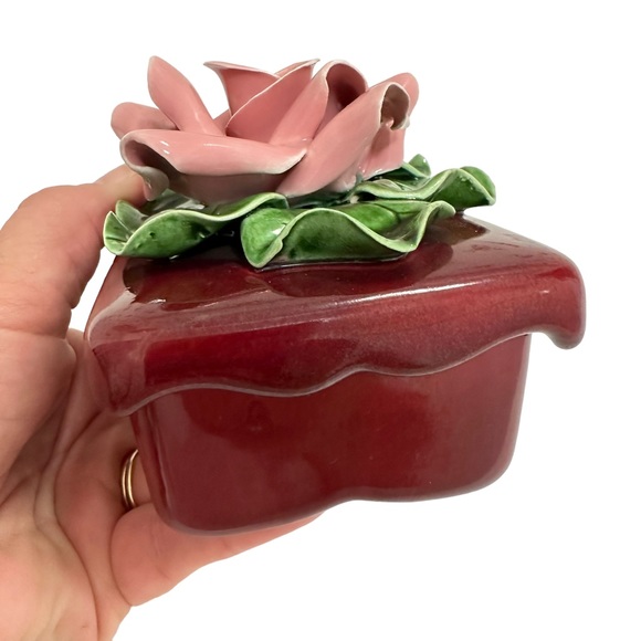 Vintage Ceramic Rose Trinket Box - Picture 5 of 9